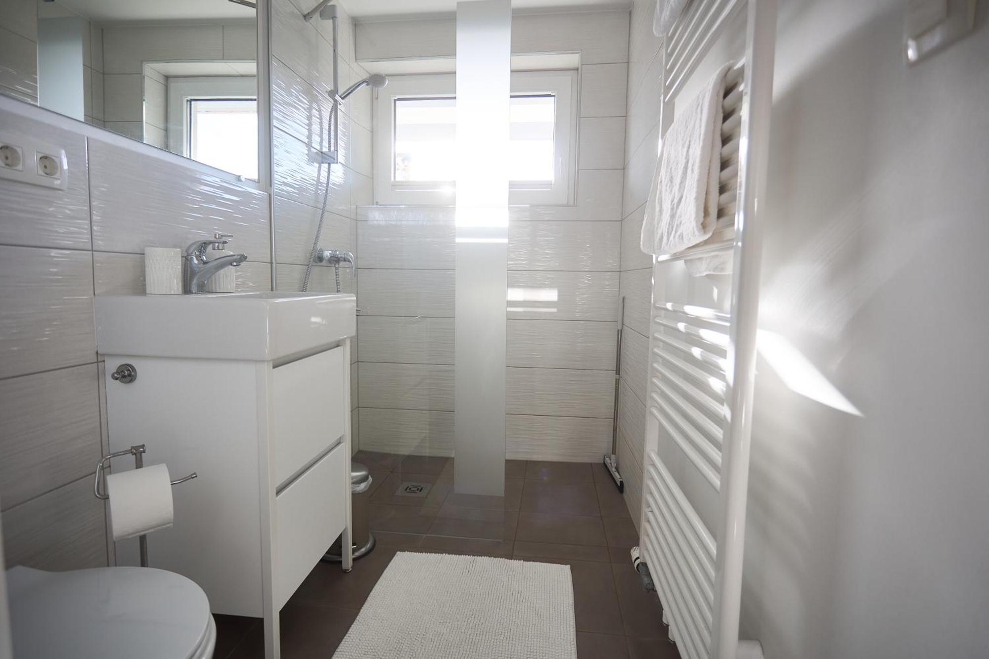Apartma Μπλεντ Εξωτερικό φωτογραφία