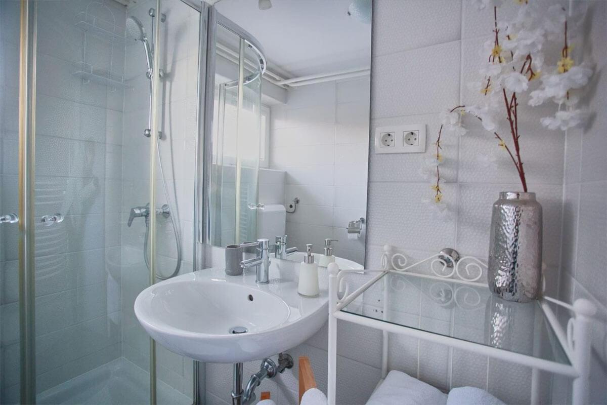 Apartma Μπλεντ Εξωτερικό φωτογραφία