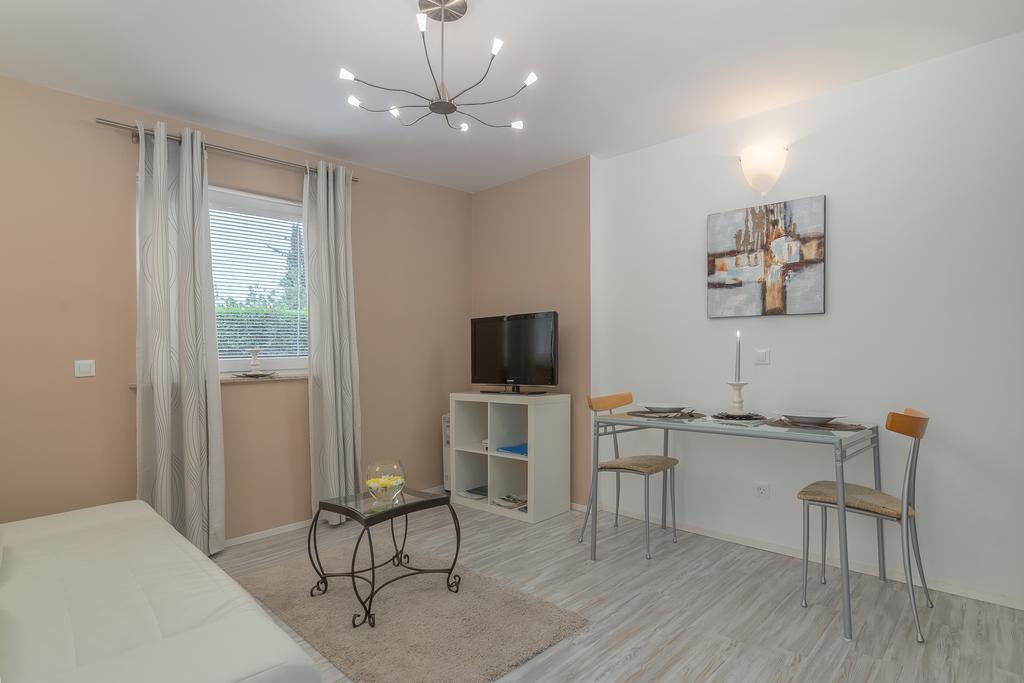 Apartma Μπλεντ Εξωτερικό φωτογραφία